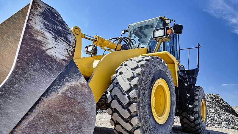 工业润滑脂加注规范：从清洁到记录的完整操作流程详解